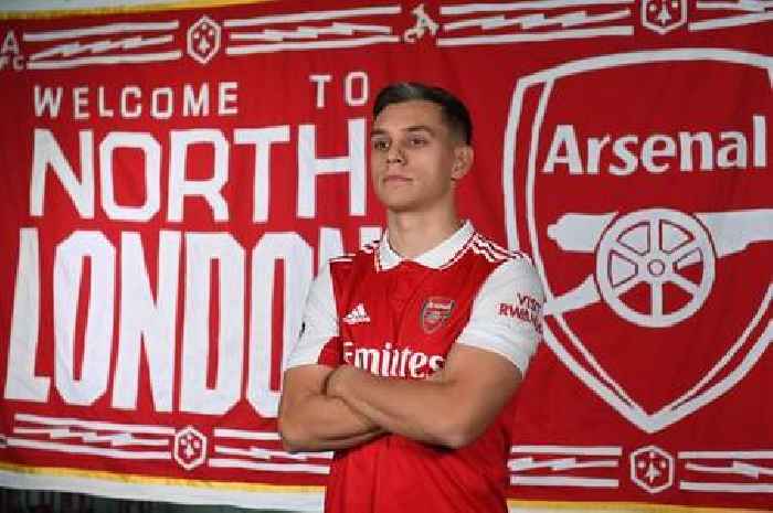 Leandro Trossard explains preferred Arsenal position for Man United debut amid Casemiro absence