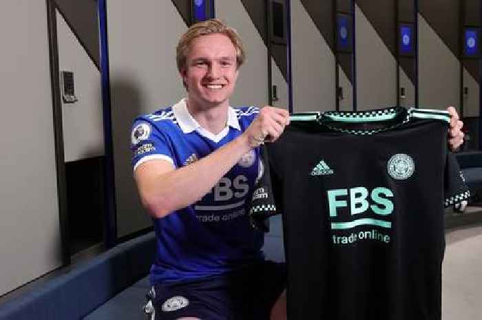 Manager gives 'excellent' Victor Kristiansen verdict after Leicester City transfer