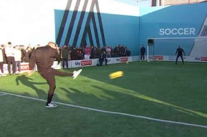 Swansea City legend Lee Trundle leaves Soccer AM viewers in awe with his remarkable skill at 46