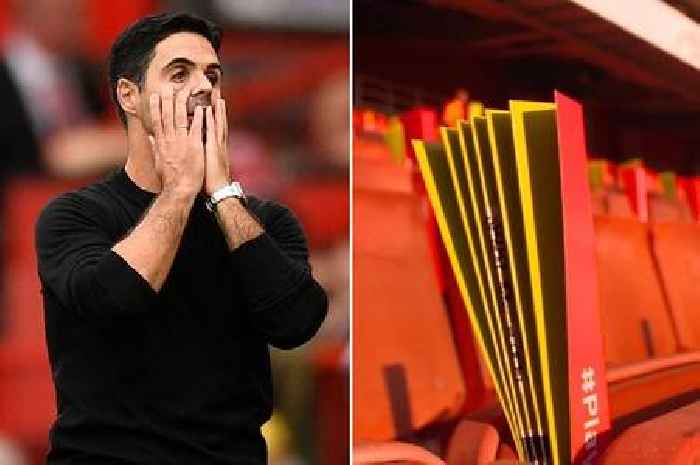 Arsenal fans beg 'relegate us' after club put clappers on every seat for Man Utd game
