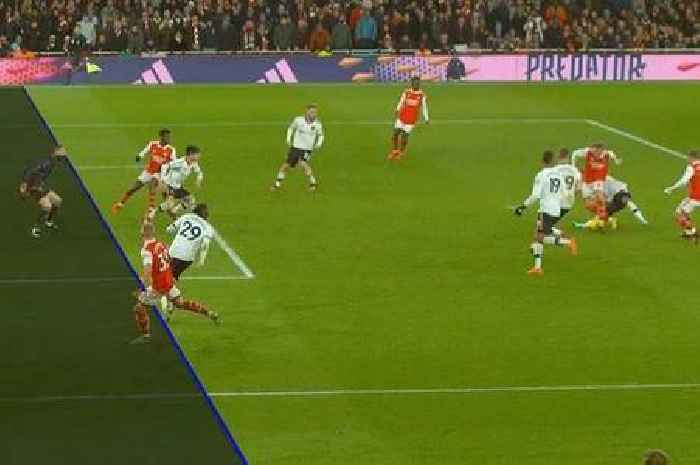 Man Utd fans claim Premier League is 'rigged' after Arsenal snatch win with close offside