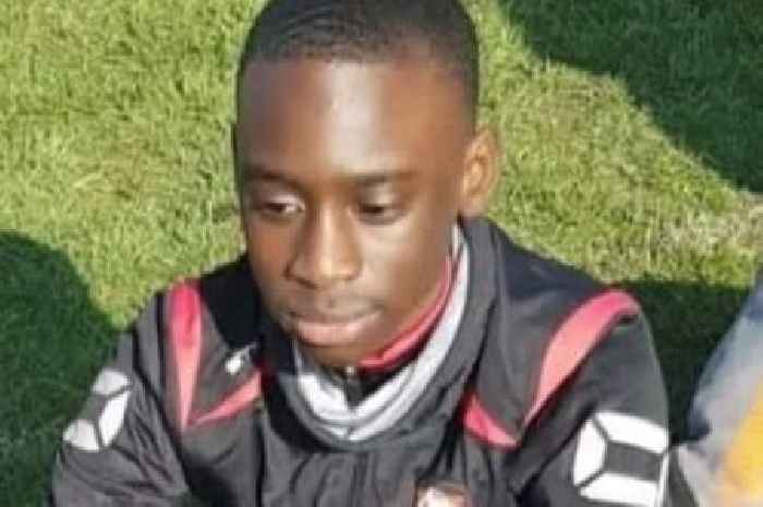 Birmingham gangs recruit 11-year-olds outside schools, Sekou Doucoure murder trial told