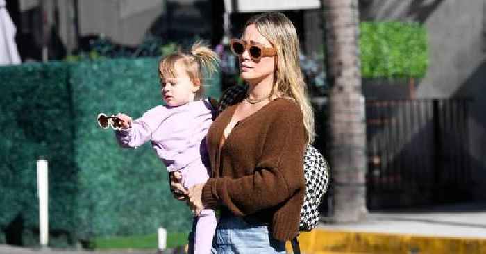 Hilary Duff & Daughter Mae Run Errands After Actress Spills On 'Smooching' Much-Older 'HIMYF' Costar John Corbett: Photos