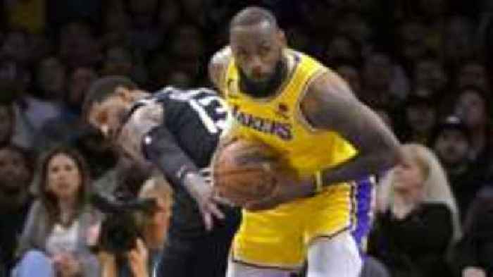 James closes in on all-time record but Lakers lose