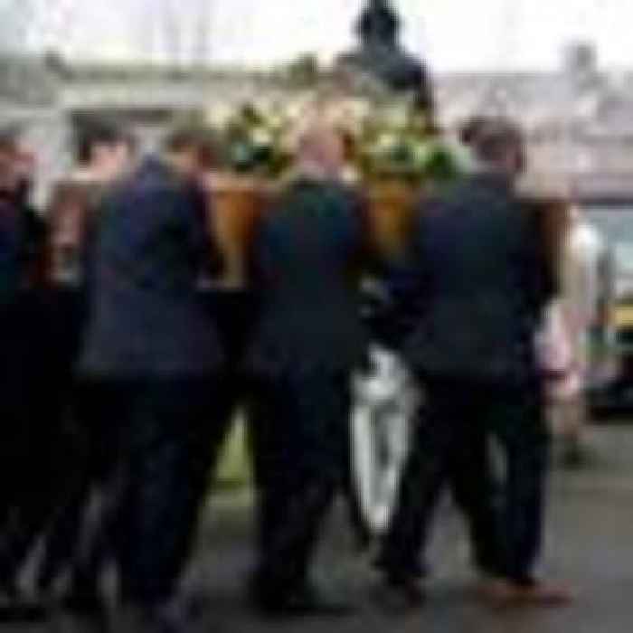 Hundreds attend funeral of shooting victim Elle Edwards as mourners told to have 'hope in their hearts'