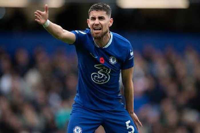 Arsenal looking at late move for Jorginho with Chelsea willing to let Italian leave