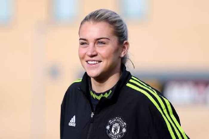 Arsenal make 'world-record' transfer offer for Manchester United striker Alessia Russo