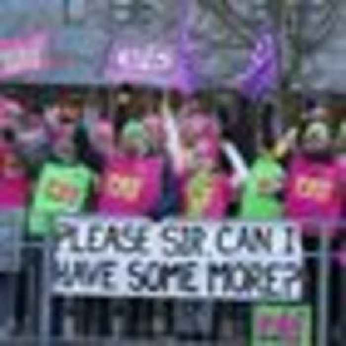 Scotland teachers 'won't back down' as strikes continue into third week