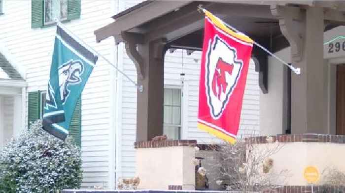 Kelce brothers' hometown celebrates as they make Super Bowl history