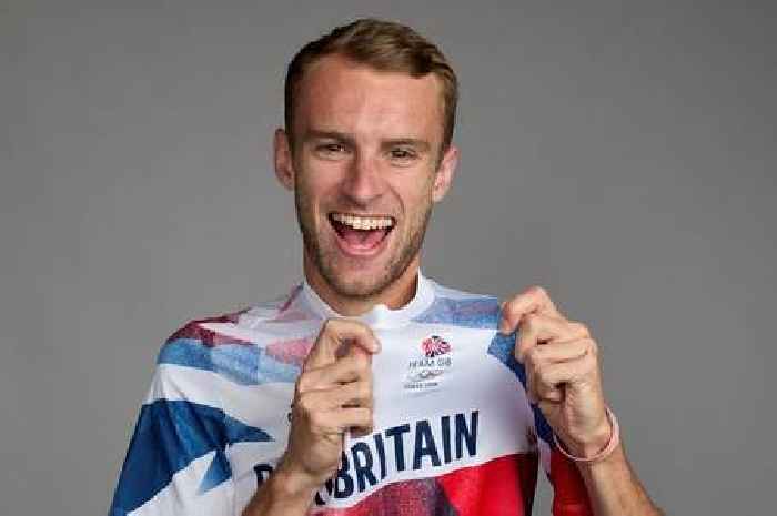Grimsby-born Sam Atkin beats British record for 3,000m - even faster than Mo Farah