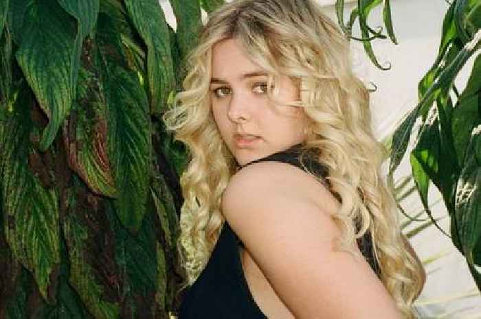 Cornwall singer Bailey Tomkinson beats heroes Miley Cyrus and Taylor Swift to No.1 spot in iTunes chart