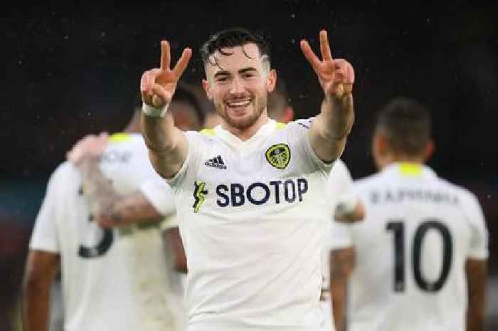 Leeds United transfer theory emerges after Leicester City U-turn