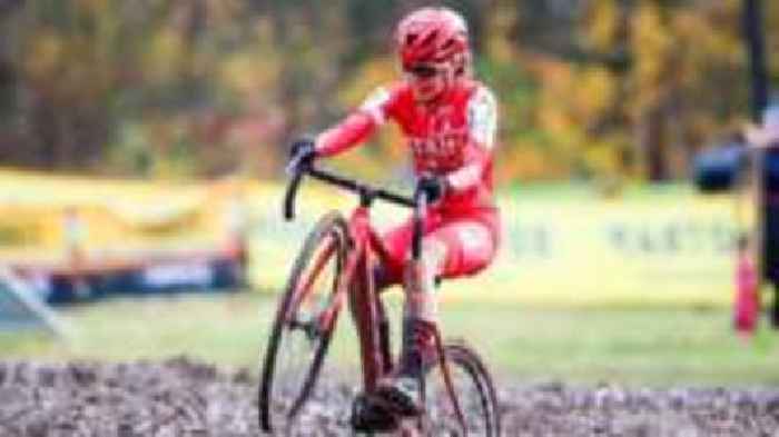 Watch: Cyclo-cross World Championship - Kay in action