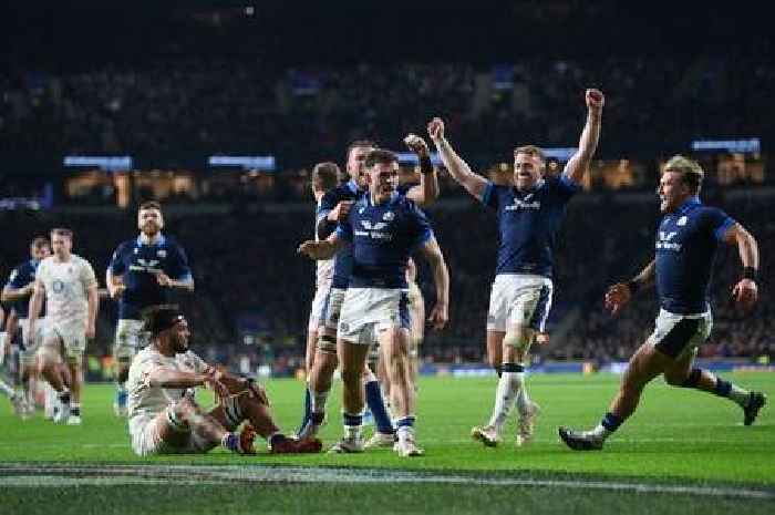 Scotland beat England at Twickenham amid remarkable scenes
