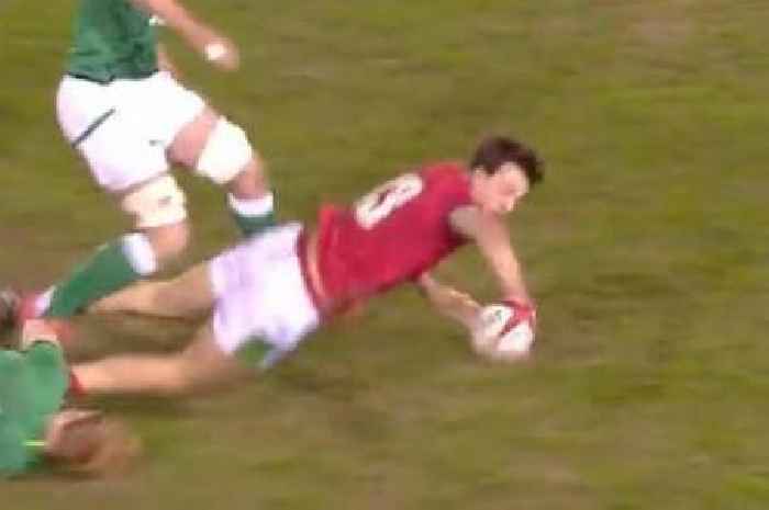 Wales Under-20s score try from the Gods as All Blacks legend blown away
