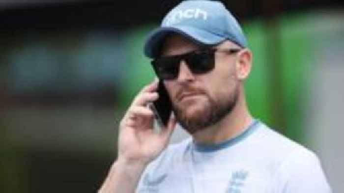 Coach McCullum 'in awe' of England players