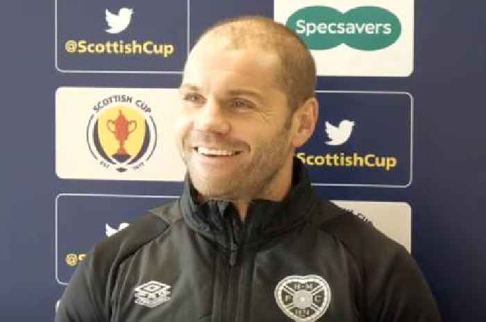 Robbie Neilson sets Stephen Humphrys a firm Hearts challenge as he's singled out to replace Lawrence Shankland