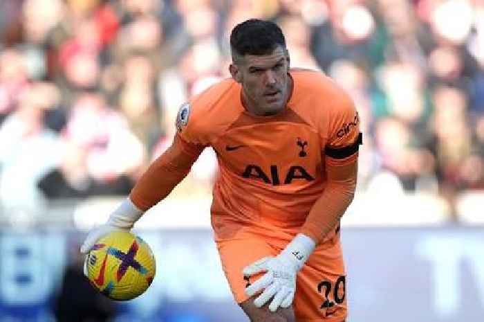 Cristian Stellini explains that Fraser Forster has a different set of skills to Hugo Lloris