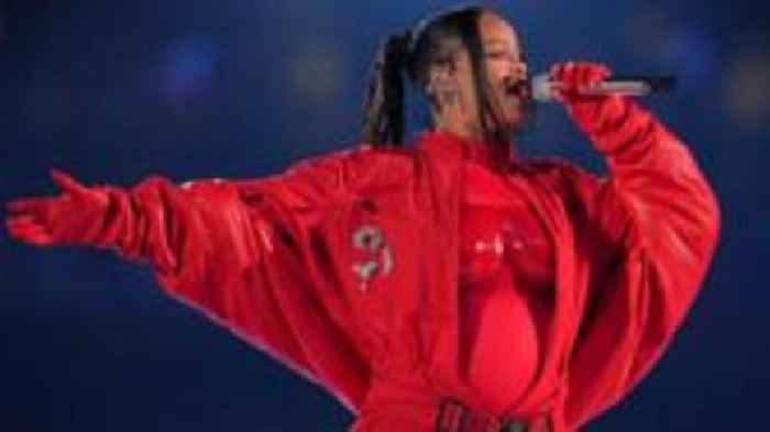 Rihanna reveals pregnancy at Super Bowl show