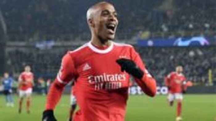 Benfica earn first-leg win over Parker's Bruges