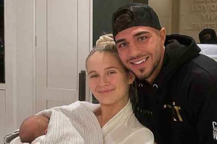 Molly-Mae Hague says goodbye to Tommy Fury as he leaves family home following Bambi's birth