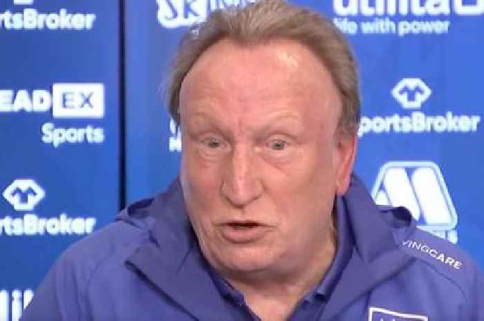 Neil Warnock forced to apologise to his wife as he plans to lose '5 or 6lbs' at Huddersfield
