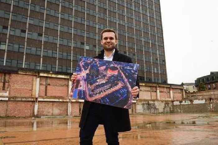 LIVE: What everyone's saying as Dan Jellyman quits over Wedgwood sculpture demolition