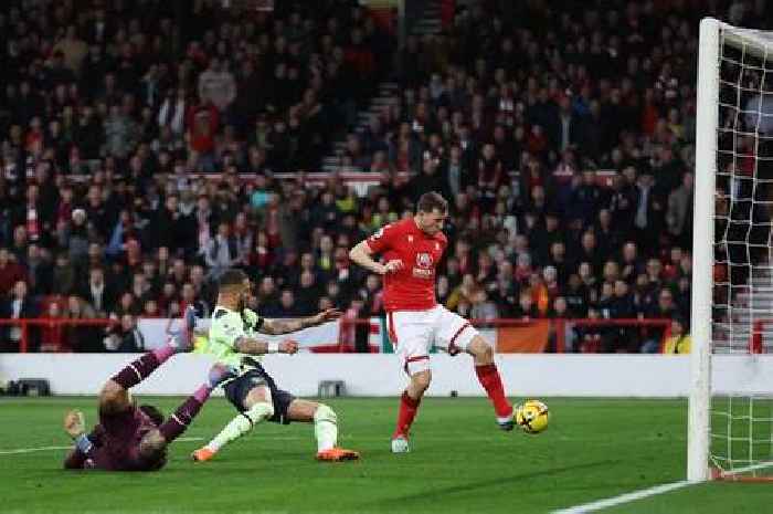 Arsenal fans 'now support Forest' as late goal sees Man City drop points in title race