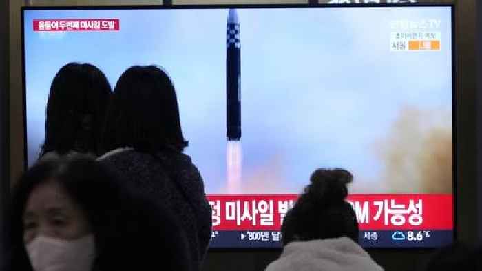 North Korea fires missile as US, S. Korea prepare for drills