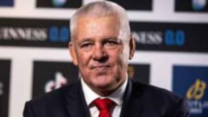 Gatland delays naming Wales side to face England