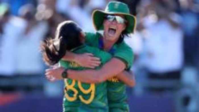 SA edge past England to reach T20 World Cup final