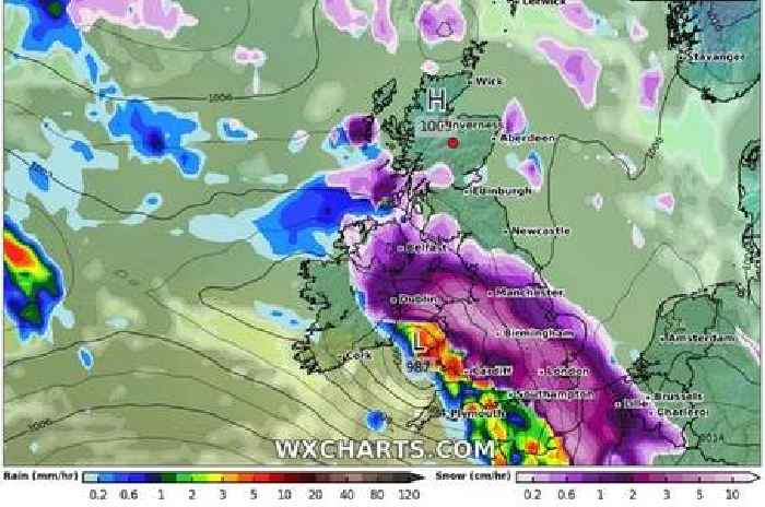 Snow blitz to batter UK with '10cm per hour' blizzard arriving next week