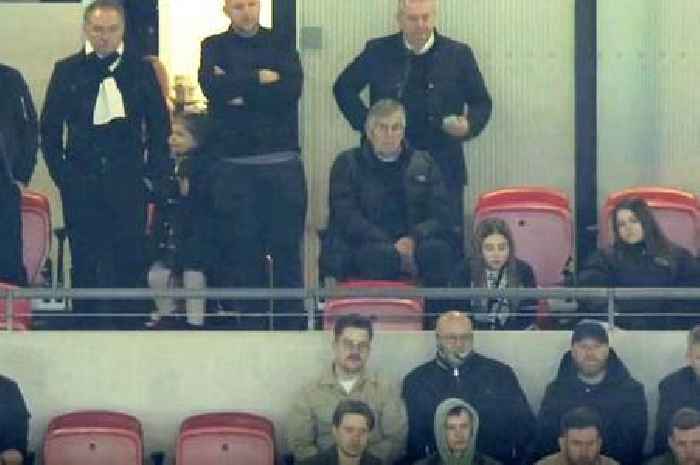 Gary Neville trolls Ant & Dec as the Newcastle fans suffer watching on at Wembley