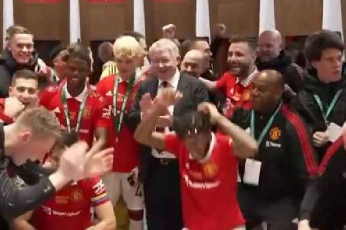 Sir Alex Ferguson spotted singing along with Man Utd stars in dressing room party
