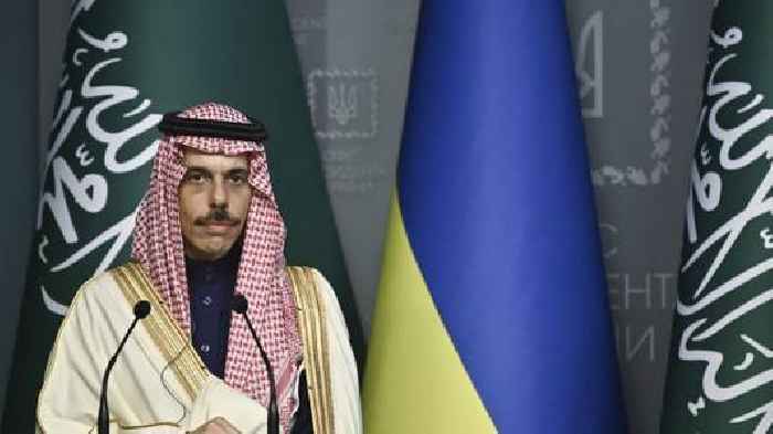 Saudi Arabia commits $400 million in aid to Ukraine
