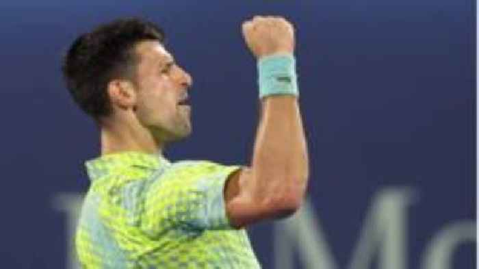 'Sharp' Djokovic through to Dubai quarters
