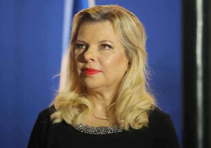 Sara Netanyahu evacuated from hair salon surrounded by protesters