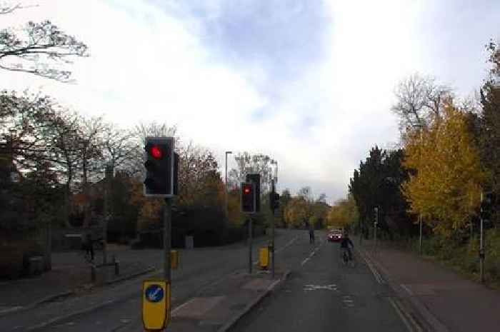 Live Cambridge traffic updates today as Madingley Road blocked after crash