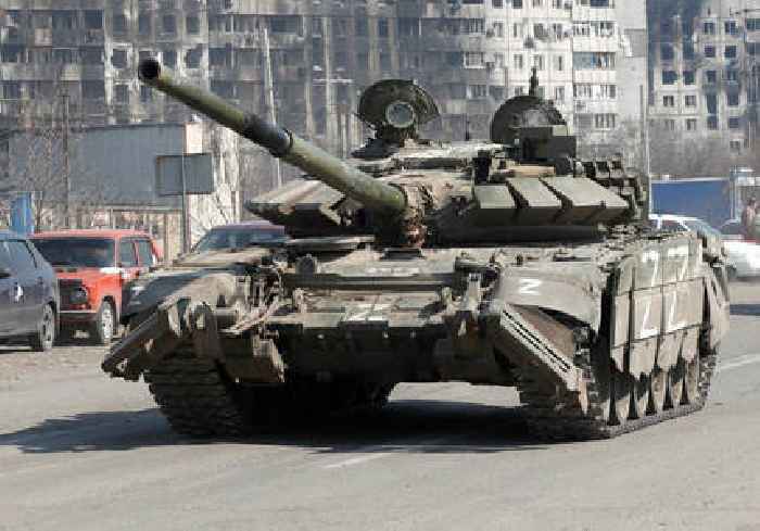 Russia replacing armor losses with 1960s Soviet tanks -UK intel