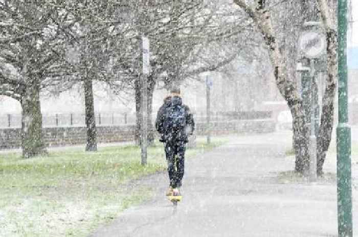 DWP Cold Weather Payment - another cash boost could be due as temperatures across Notts drop