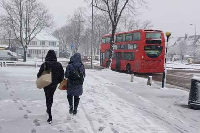 Pictures as Birmingham covered in heavy dumping of snow