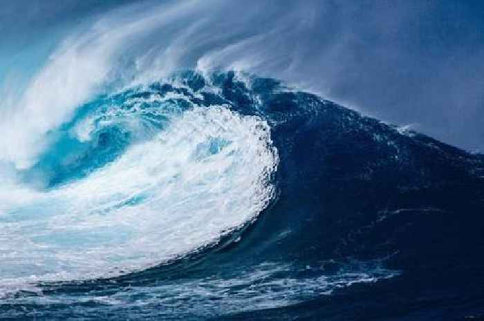 Mega-tsunami could hit UK and flood cities any day, says expert