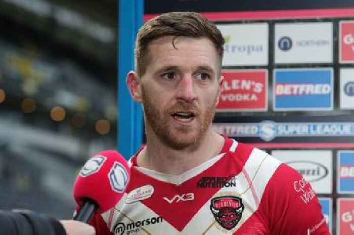 Hull FC shown no disrespect by Salford Red Devils coach as Marc Sneyd hits milestone