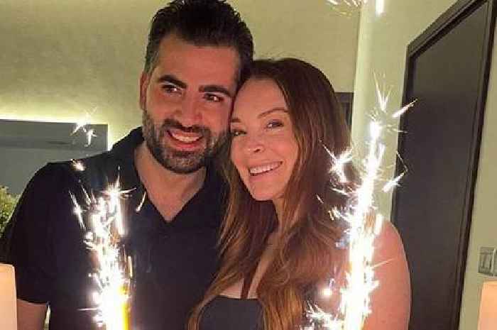Lindsay Lohan announces she's pregnant with first child in adorable statement