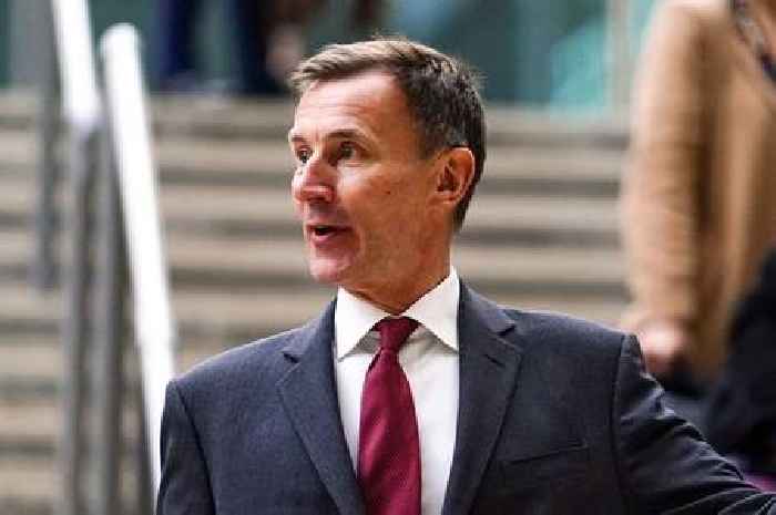 Pension pot boost being considered by Jeremy Hunt in Budget