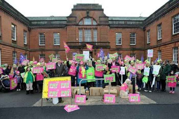 Dumfries and Galloway teacher strike action off as new pay offer accepted