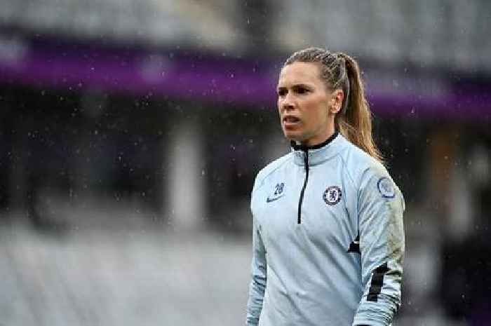 Former Chelsea and England goalkeeper Carly Telford announces retirement after 20-year career
