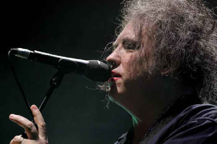 The Cure’s Robert Smith Got Ticketmaster To Promise Partial Refunds Due To “Unduly High” Fees