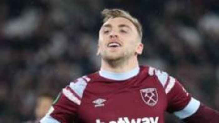 Bowen double sees West Ham cruise into last eight