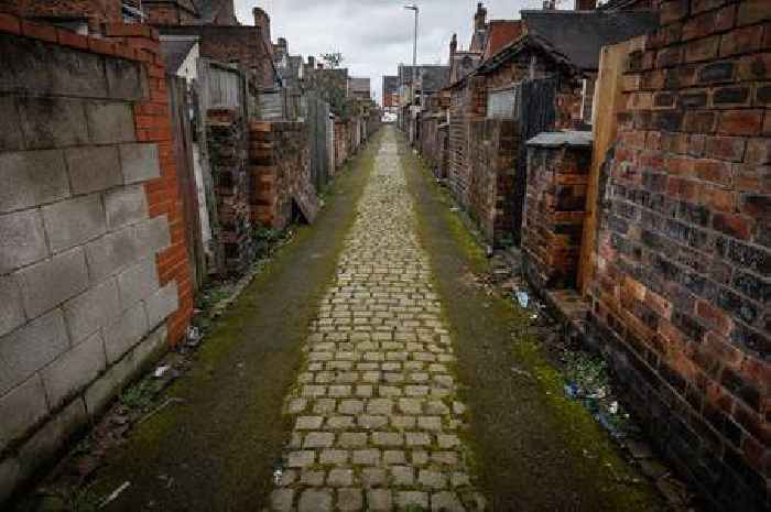 New BBC drama by Peaky Blinders writer to be filmed in Stoke alleys